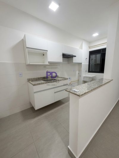 APARTAMENTO À VENDA - VISTA ÁGUA COMPRIDA